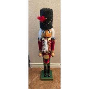 Nutcracker 42” jumbo 2011 drummer